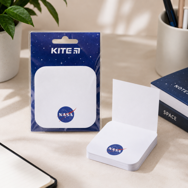 Bloc de Notas NASA Estilo Post-It 50 Hojas 70x70 mm – Notas Adhesivas para Oficina, Estudio y Hogar