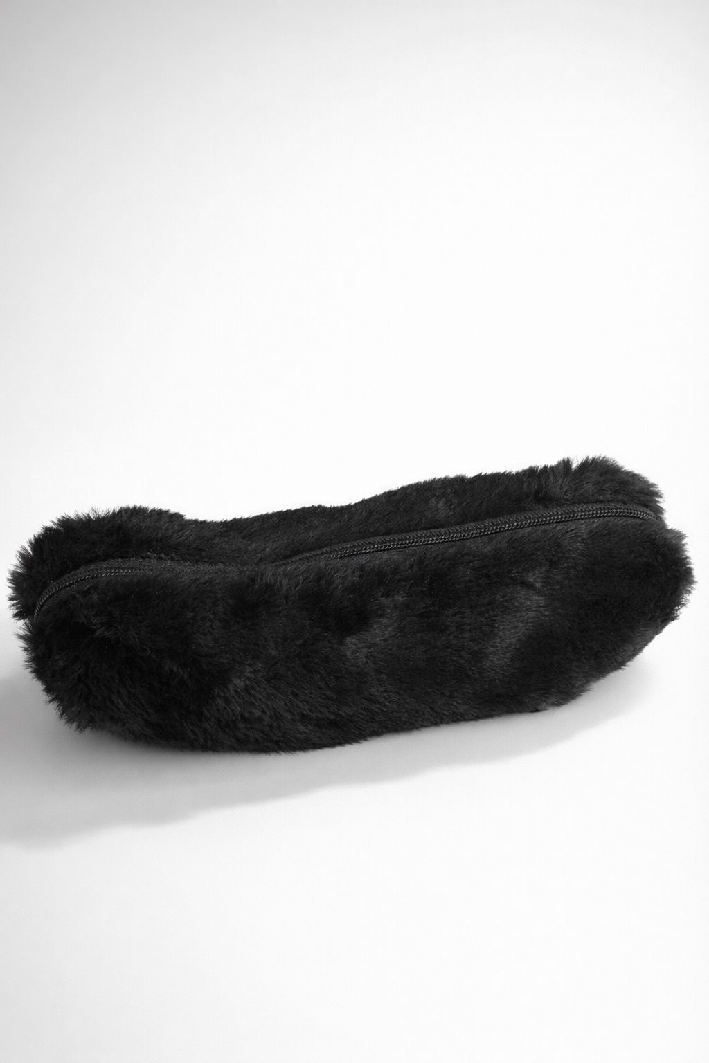 Estuche escolar pelo suave negro