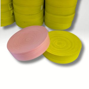 Individual de cuero sintético en colores variados
