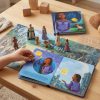 LJW-001_3.jpg Libro de Cuentos y Figuras de Wish: El Poder de los Deseos – Set con Libro Ilustrado, 10 Figuras y Tapiz de Juego
