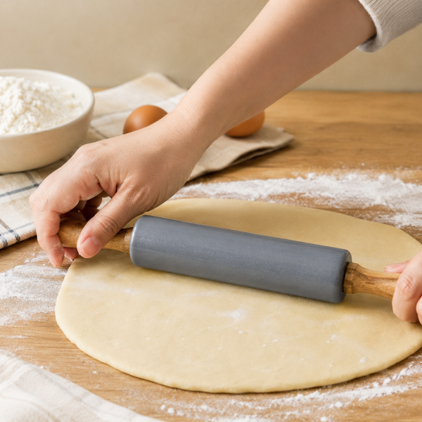 Palo de Amasar de Silicona Gris con Mangos de Madera | Utensilio para Repostería