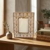 PMH-001_3.jpg Portaretratos de madera blanco con hojas y flores grandes 23x6 cm | Marco decorativo elegante
