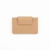 Tarjetero beige simil piel