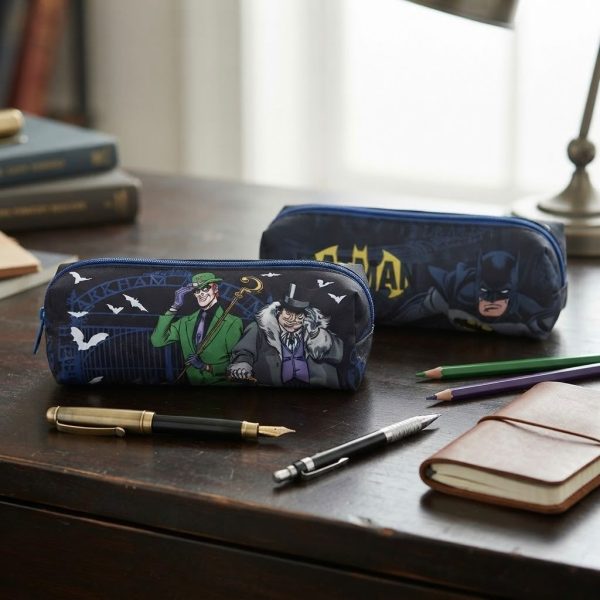 WhatsApp Image 2026-07-09 at 14.41.35 Joker & Penguin Pencil Case – DC School Pen Case with Zip