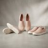 ARSP-001_3.jpg Alpargata de Mujer Rosa Efecto Piel sin Cordones – Suela de Lona Blanca