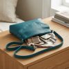 Bolso Bandolera de Mujer Turquesa con Tachuelas Decorativas – Bolso Cruzado Elegante de Polipiel