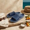 CARB-001_2.jpg Chanclas de Goma Azules para Mujer con Suela de Rayas Blancas – Talla 38