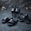CCCNN-001_2.JPG Chanclas Tipo Crocs Negras Caladas para Niño – Zuecos de Goma Talla 33