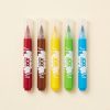 Cinco rotuladores Maped Color’Peps XXL de colores alineados