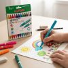 Uso de un rotulador Alpino Double para colorear un dibujo