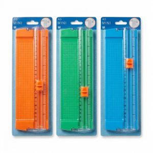 Tres mini cizallas de papel A5 en naranja, verde y azul con guía transparente