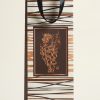 Bolsa de regalo para botella con racimo de uvas y líneas en tonos bronce